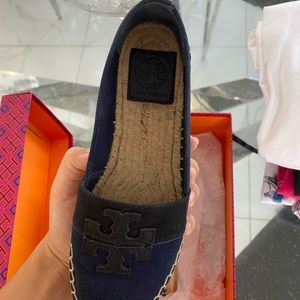 Tory Burch flats BRAND NEW